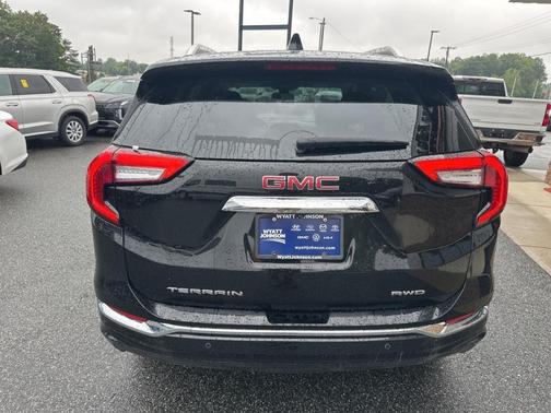 2024 GMC Terrain Denali