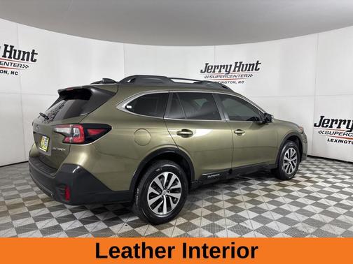 2022 Subaru Outback Premium