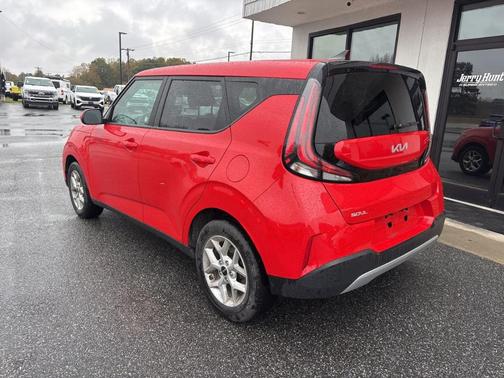 2024 Kia Soul LX