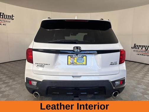 2023 Honda Passport Elite