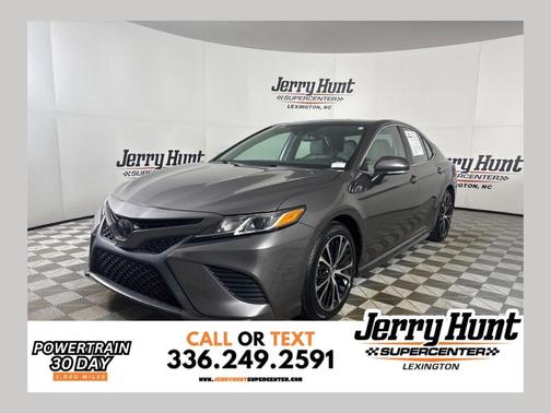 2020 Toyota Camry SE