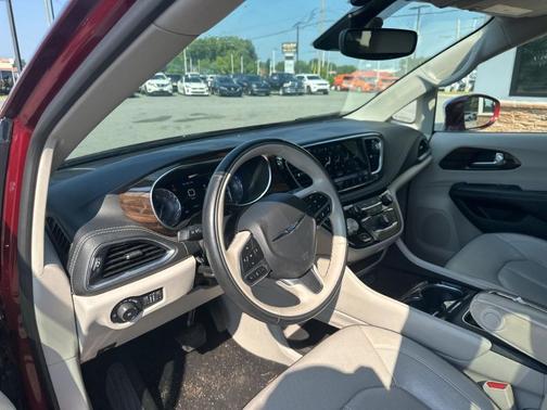 2021 Chrysler Pacifica Limited