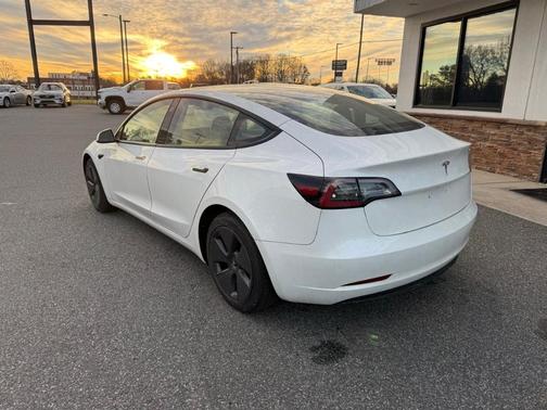 2023 Tesla Model 3 Base