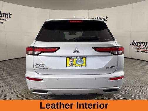 2023 Mitsubishi Outlander PHEV SEL