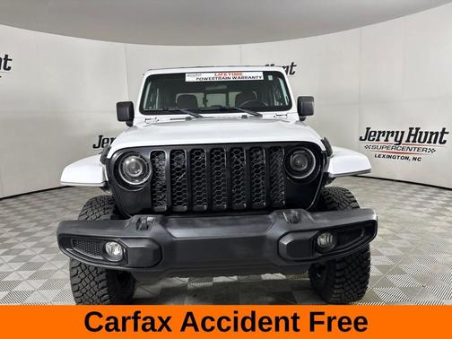 Bright White Clearcoat 2022 Jeep Gladiator Sport