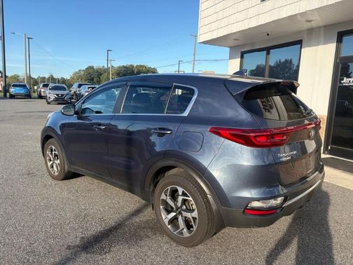 2022 Kia Sportage LX