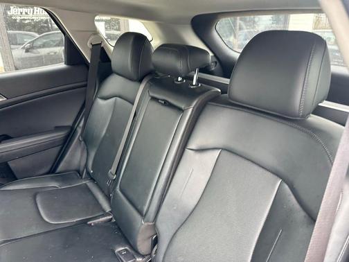 2025 Kia Sportage SX