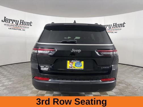 2021 Jeep Grand Cherokee L Laredo