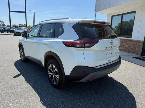White 2023 Nissan Rogue SV