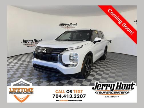 2024 Mitsubishi Outlander ES