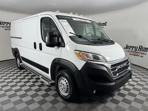 Bright White Clearcoat 2025 RAM ProMaster 2500 Base