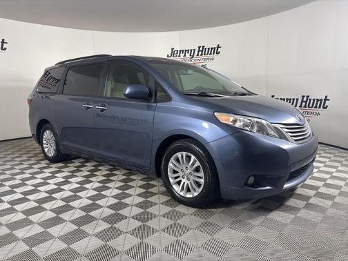 2017 Toyota Sienna L