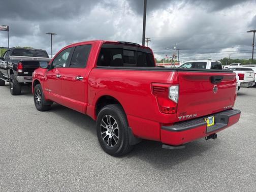 Red Alert 2021 Nissan Titan SV