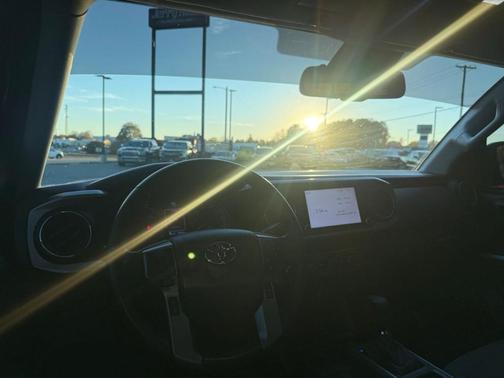 2020 Toyota Tacoma SR5