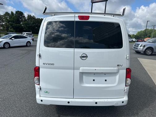 2021 Nissan NV200 SV