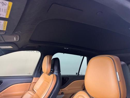 2022 Lincoln Aviator Black Label AWD