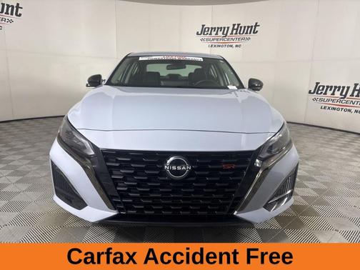 2023 Nissan Altima 2.0 SR