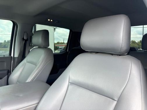 Oxford White 2021 Ford F-150 XL