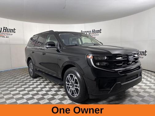 Black Metallic 2025 Ford Expedition Active