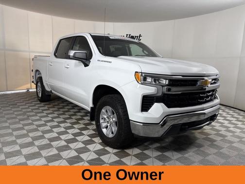 Summit White 2023 Chevrolet Silverado 1500 LT