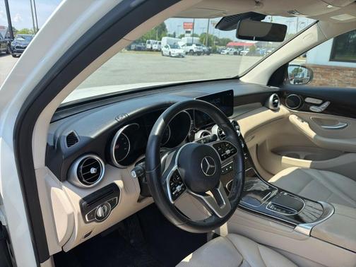 White 2021 Mercedes-Benz GLC 300 Base 4MATIC