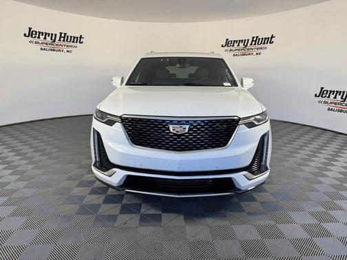 2025 Cadillac XT6 Premium Luxury FWD