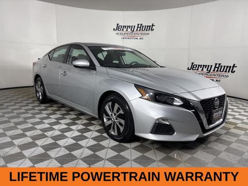 2022 Nissan Altima 2.5 S