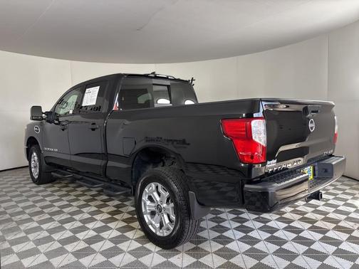 2024 Nissan Titan XD SV