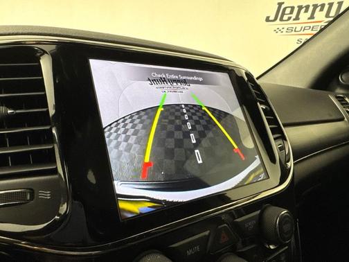 Bright White Clearcoat 2020 Jeep Grand Cherokee Limited