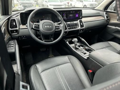 2023 Kia Sorento X-Line EX
