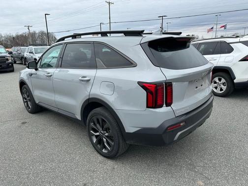 2023 Kia Sorento X-Line EX