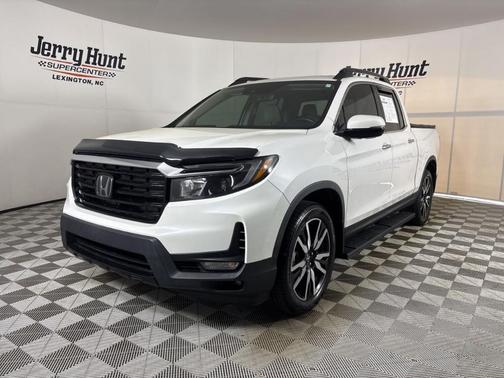 Platinum White Pearl 2023 Honda Ridgeline RTL-E