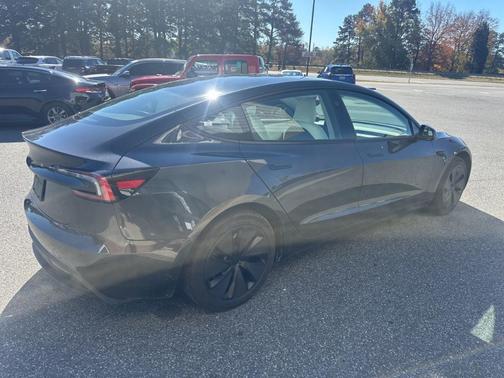 2025 Tesla Model 3 Long Range