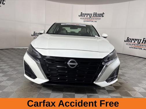 2025 Nissan Altima SL