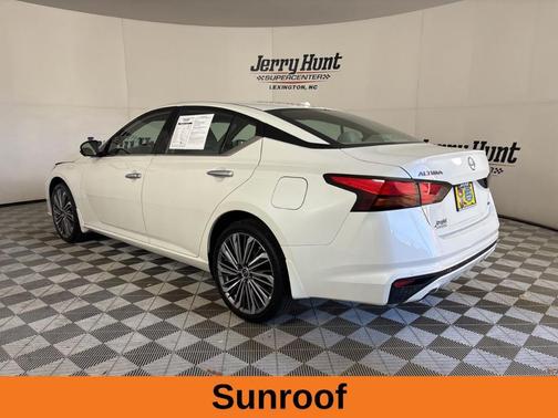 2025 Nissan Altima SL
