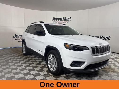 Bright White Clearcoat 2022 Jeep Cherokee Latitude Lux
