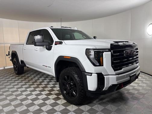 2025 GMC Sierra 2500 AT4