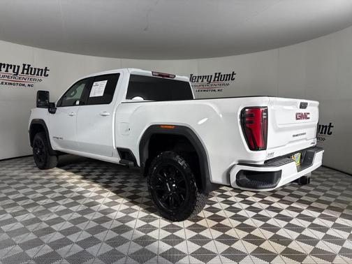 2025 GMC Sierra 2500 AT4