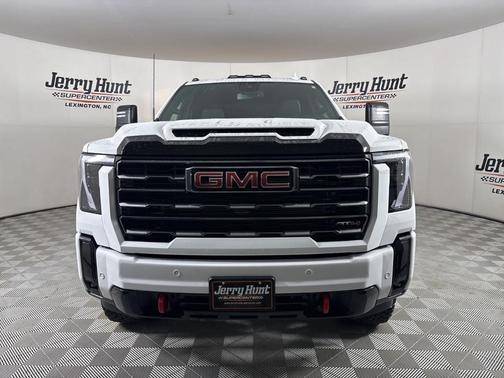 2025 GMC Sierra 2500 AT4