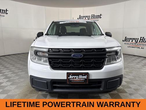 Oxford White 2022 Ford Maverick XL