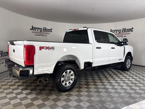 2024 Ford F-250 XLT