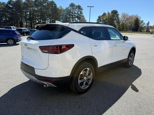 2024 Chevrolet Blazer LT