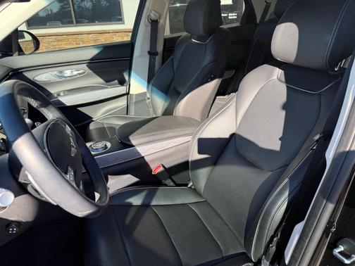 2024 Genesis GV70 2.5T