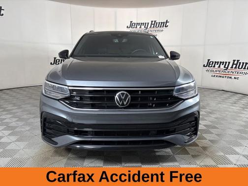 Platinum Gray Metallic 2023 Volkswagen Tiguan 2.0T SE R-Line Black