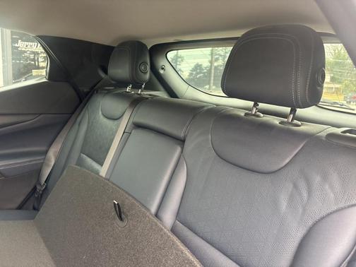 2022 Chevrolet Bolt EUV LT