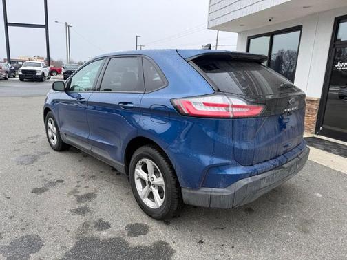 2023 Ford Edge SE