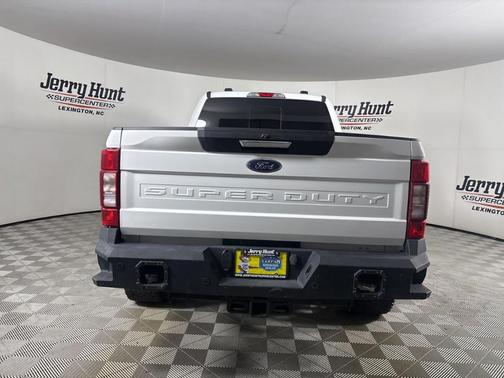 Oxford White 2020 Ford F-250 XLT