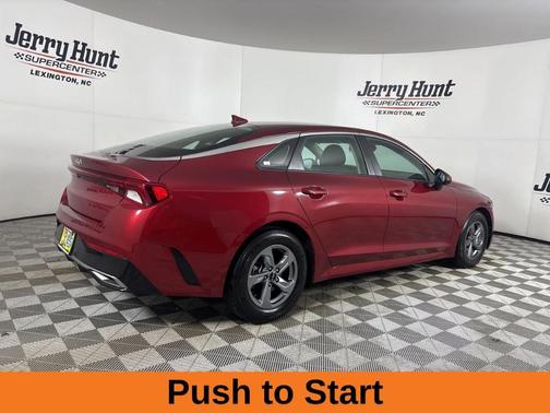 2022 Kia K5 LXS