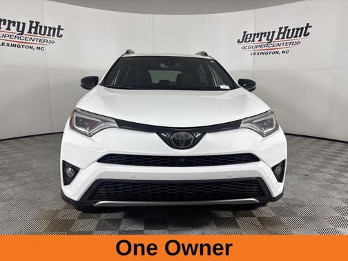 2017 Toyota RAV4 SE