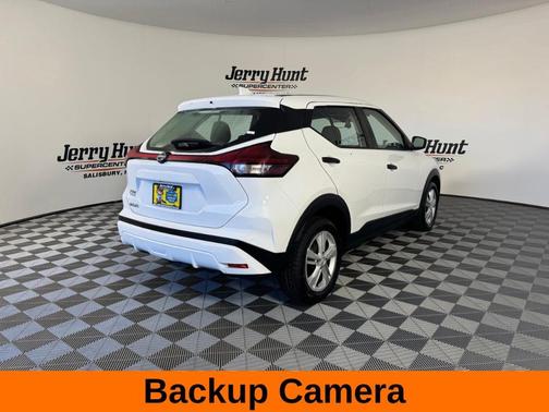 2024 Nissan Kicks S